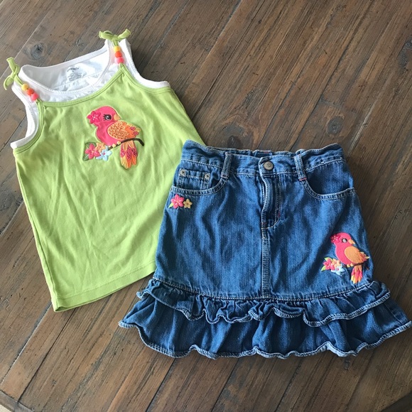 Gymboree Other - Gymboree size 8 green parrot top & denim skort